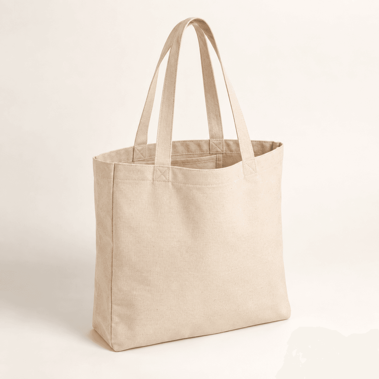 Everyday Tote in the example Shopify order